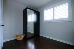 Property listing for 5 Sugarberry Crt., Stoney Creek, ON