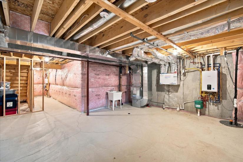 Property listing for 125 Sunflower Pl., Welland, ON