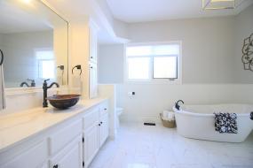 Property listing for 1880 Glancaster Rd., Ancaster, ON