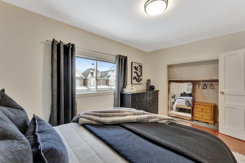 Property listing for 8 Senator Ave., Hamilton, ON