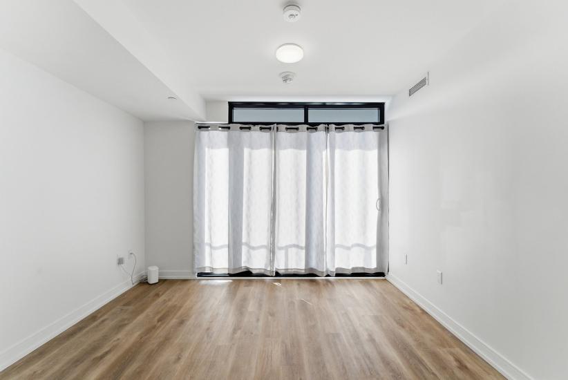 Property listing for #606-1 Jarvis St., Hamilton, ON