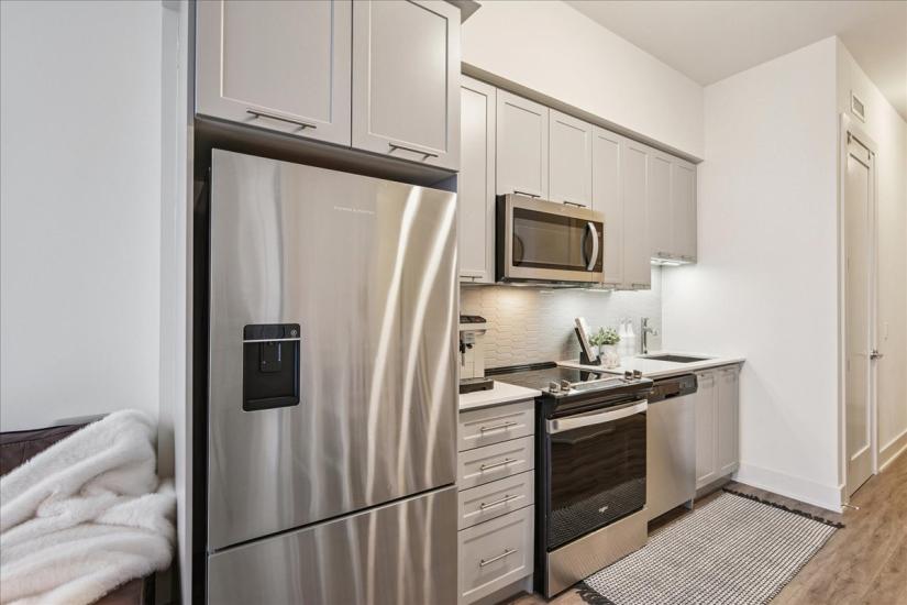 Property listing for #1901-385 Winston Rd., Grimsby, ON