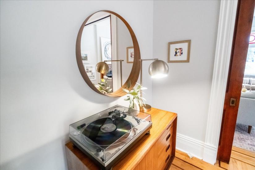 Property listing for 179 Hess St. S., Hamilton, ON