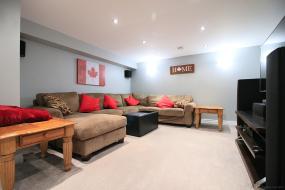 Property listing for 86 Hepburn Cres., Hamilton, ON