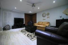 Property listing for 489 Cochrane Rd., Hamilton, ON