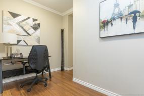 Property listing for 10 Kopperfield Lane, Glancaster, ON