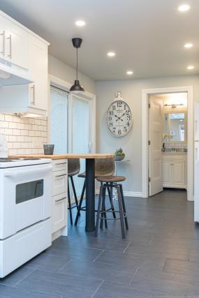 Property listing for 232 Emerald St. N., Hamilton, ON