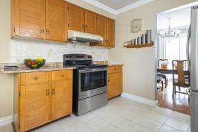 Property listing for 4524 Ivy Gardens Cres., Beamsville, ON