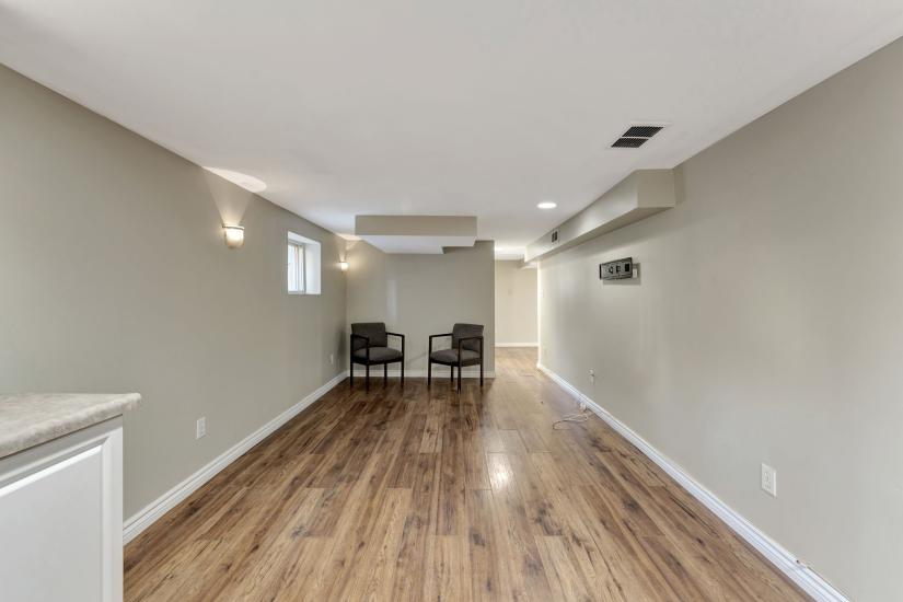 Property listing for 70 Belview Ave., Hamilton, ON