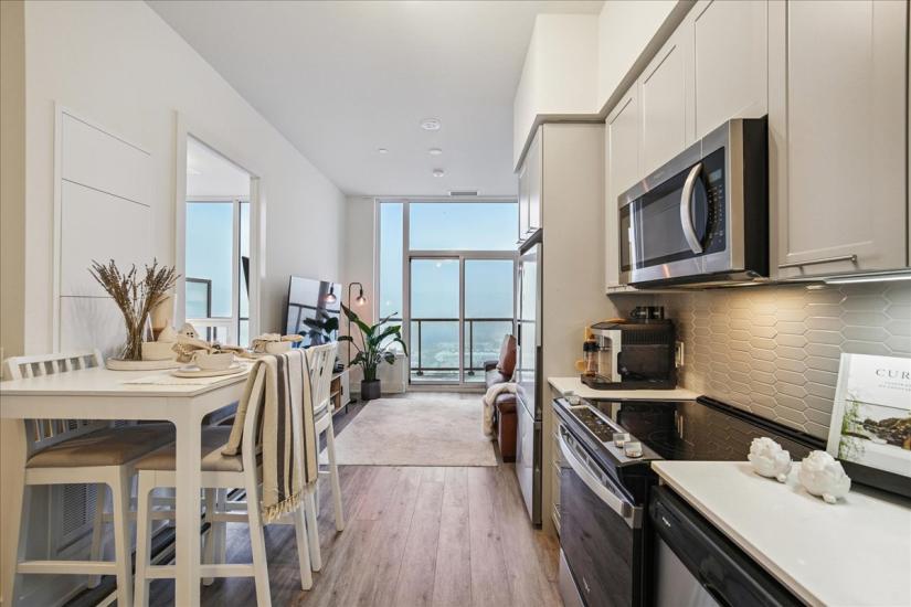 Property listing for #1901-385 Winston Rd., Grimsby, ON