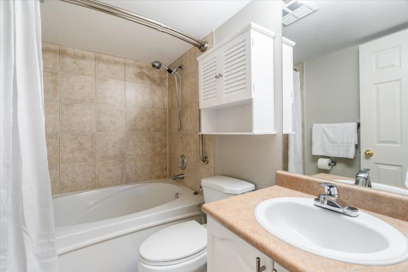 Property listing for #208-990 Golf Links Rd., Ancaster, ON