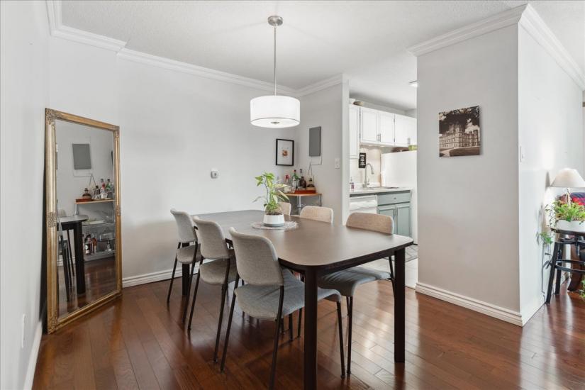 Property listing for #305-222 Jackson St. W., Hamilton, ON