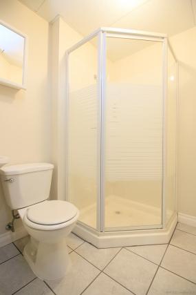 Property listing for 39 Benvenuto Cres., Hamilton, ON