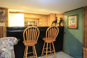 Property listing for 128 York Rd., Dundas, ON