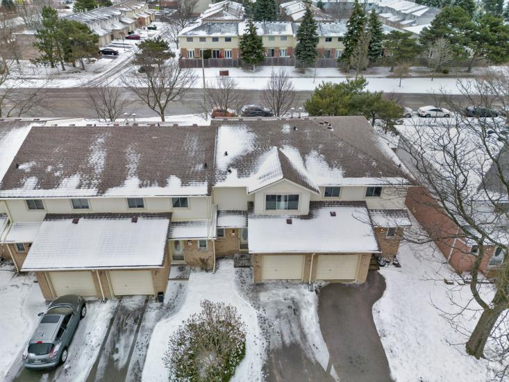 Property listing for #7-860 Rymal Rd. E., Hamilton, ON