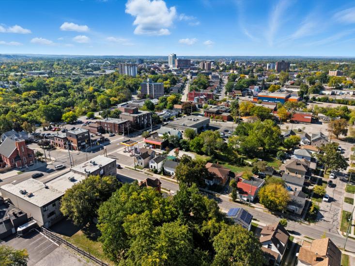 Property listing for 8 Tasker St., St. Catharines, ON