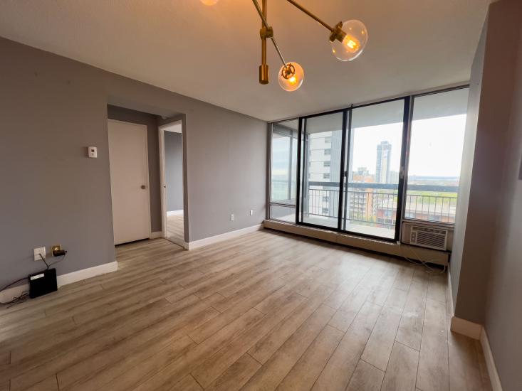 Property listing for #1001-150 Charlton Ave. E., Hamilton, ON