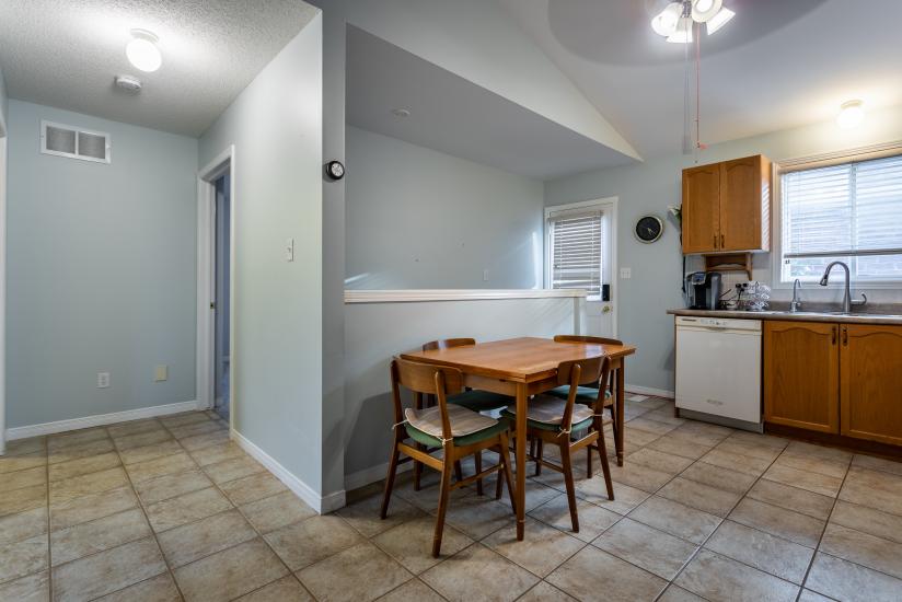 Property listing for 500 Jones Rd., Stoney Creek, ON