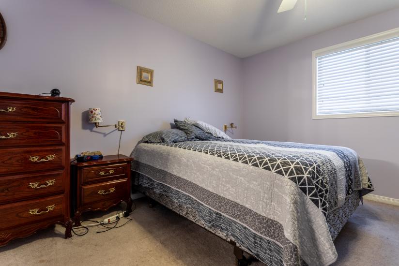 Property listing for 500 Jones Rd., Stoney Creek, ON