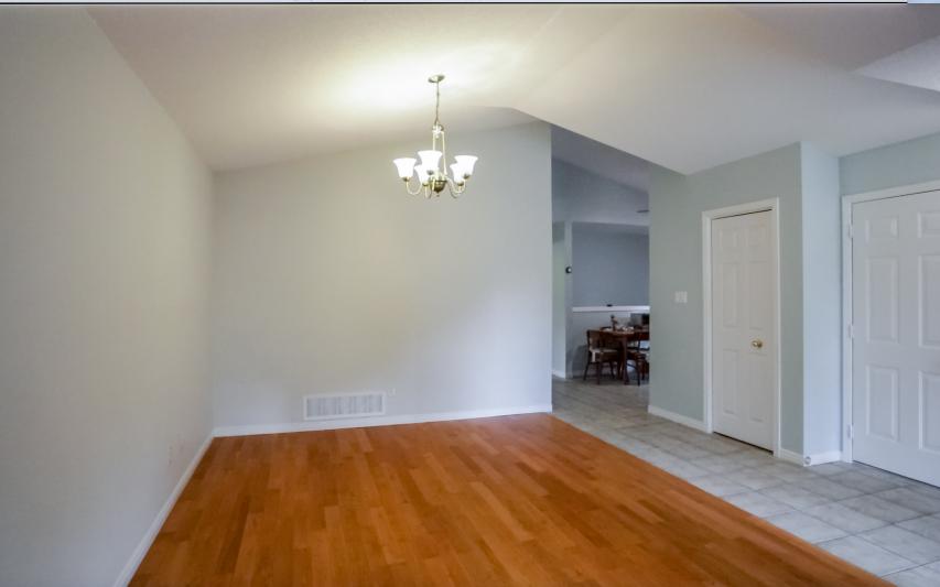 Property listing for 500 Jones Rd., Stoney Creek, ON