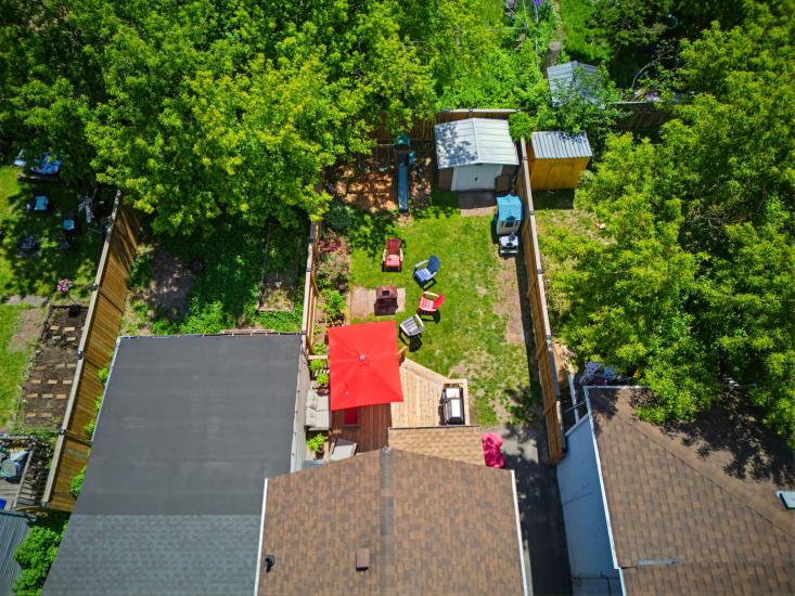 Property listing for 124 Campbell Ave., Hamilton, ON