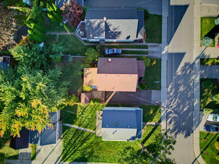 Property listing for 206 Craigroyston Rd., Hamilton, ON