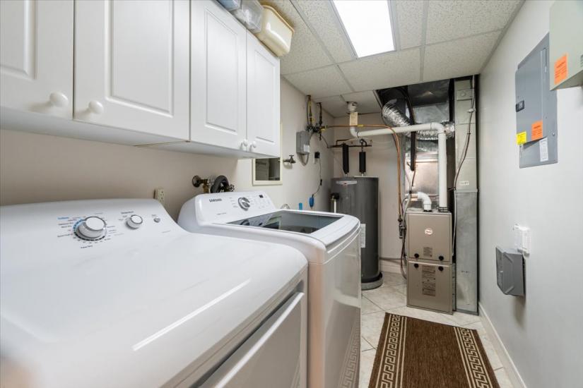 Property listing for #208-990 Golf Links Rd., Ancaster, ON