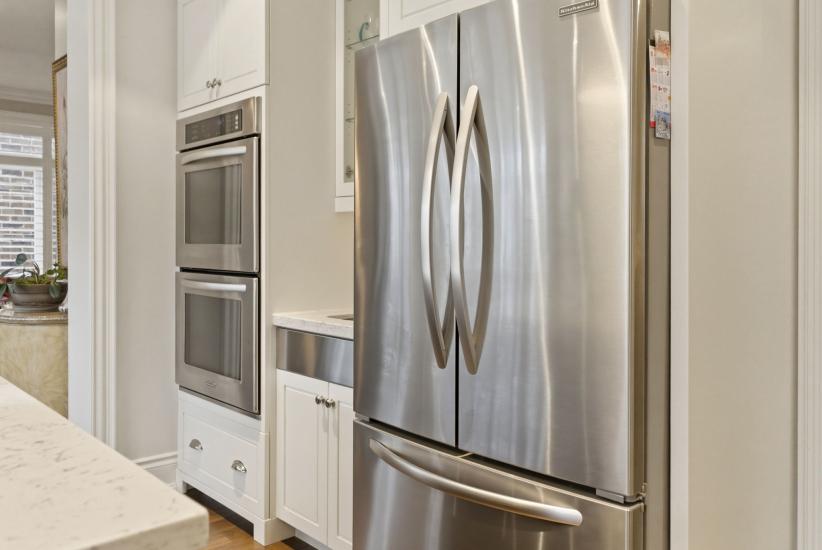 Property listing for 67 Alma St., Dundas, ON