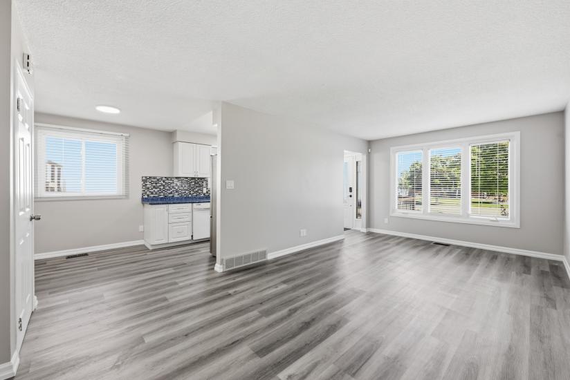 Property listing for 42 Terrace Ave., Welland, ON