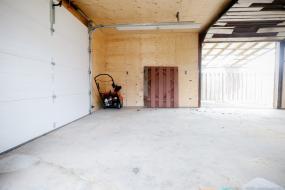 Property listing for 69 East 22nd St., Hamilton, ON