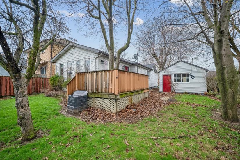 Property listing for 5 Herbert Crt., Stoney Creek, ON