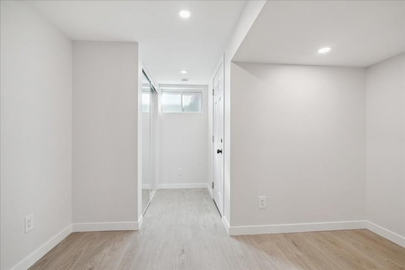 Property listing for L-14 Pembroke Ave., Brantford, ON