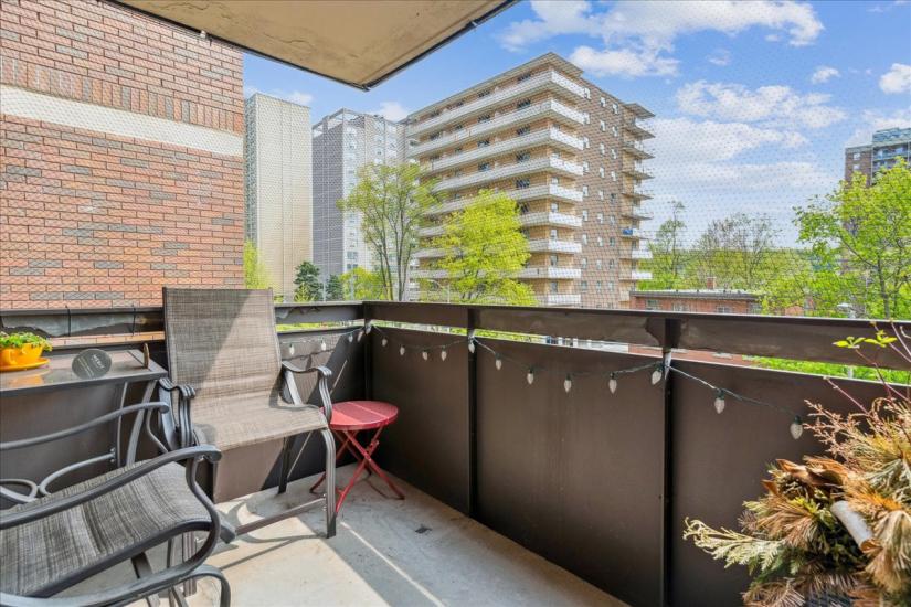 Property listing for #305-222 Jackson St. W., Hamilton, ON