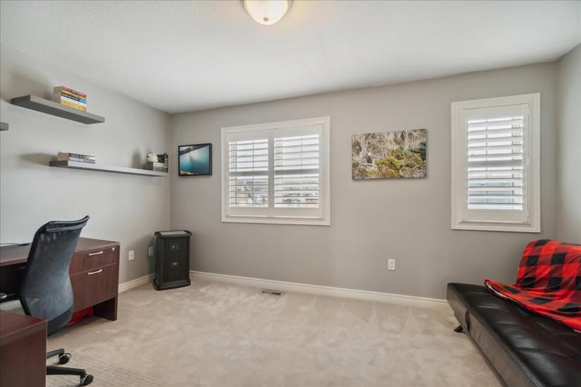 Property listing for #3-437 Highway 8, Stoney Creek, ON