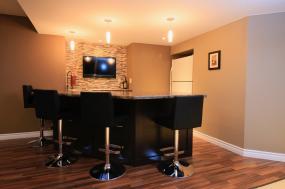 Property listing for 5 Sugarberry Crt., Stoney Creek, ON