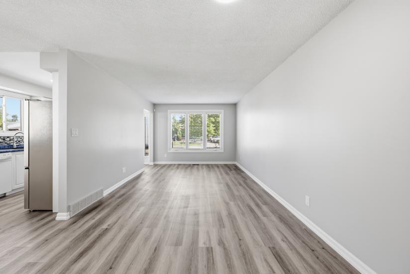 Property listing for 42 Terrace Ave., Welland, ON