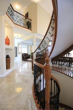 Property listing for 3 Pickard Ave., Ancaster, ON