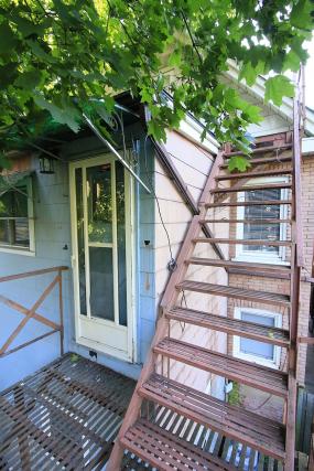 Property listing for 95 Garfield Ave. S., Hamilton, ON