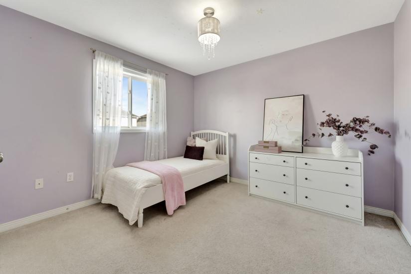 Property listing for 7 Bocelli Cres., Hannon, ON