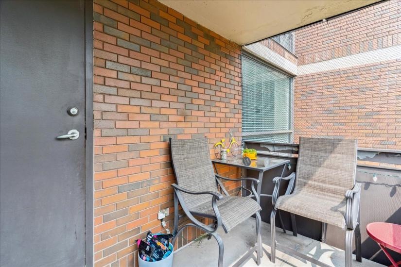 Property listing for #305-222 Jackson St. W., Hamilton, ON