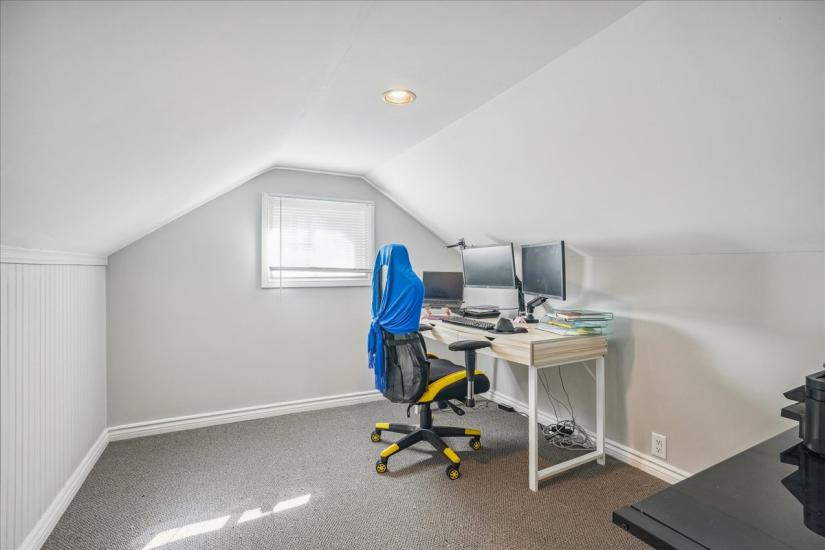 Property listing for 733 Dunn Ave., Hamilton, ON