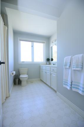 Property listing for 1880 Glancaster Rd., Ancaster, ON