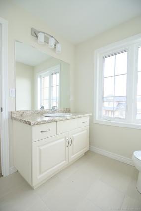 Property listing for 113 Dennis Dr., Smithville, ON