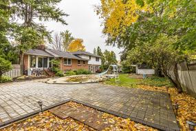 Property listing for 675 Scenic Dr., Hamilton, ON