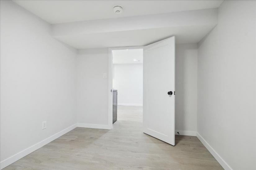 Property listing for L-14 Pembroke Ave., Brantford, ON