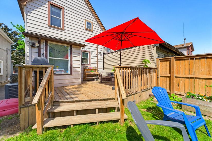 Property listing for 124 Campbell Ave., Hamilton, ON