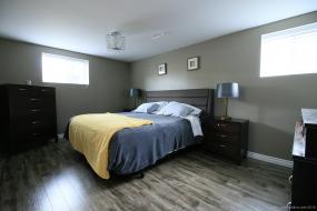Property listing for 489 Cochrane Rd., Hamilton, ON