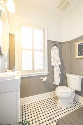 Property listing for 313 Bold St., Hamilton, ON