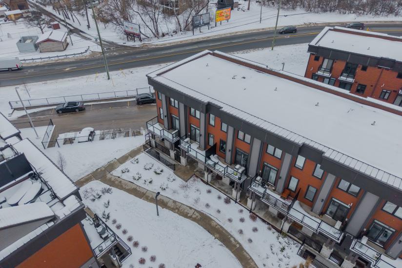 Property listing for #38-2 Willow St., Paris, ON