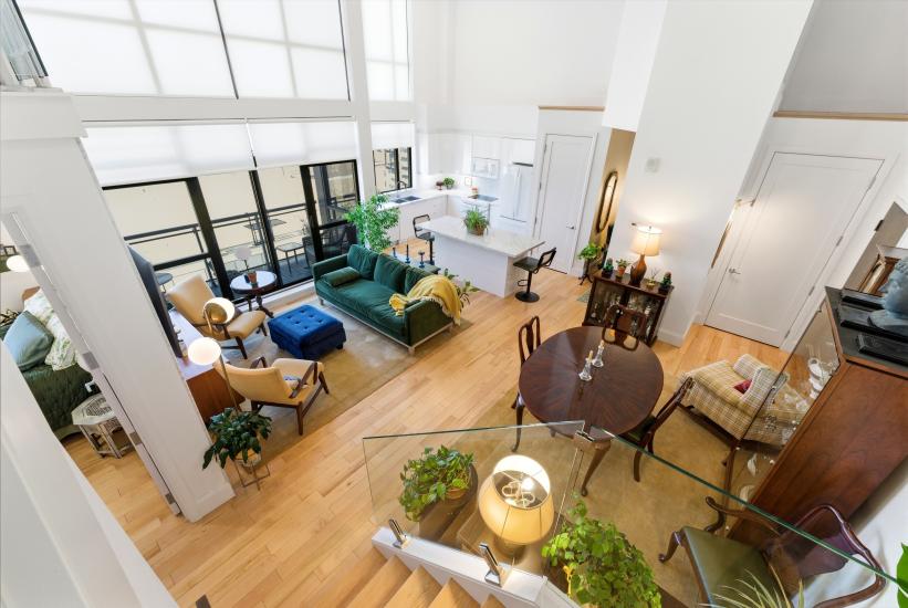 Property listing for #PH4-112 King St. E., Hamilton, ON